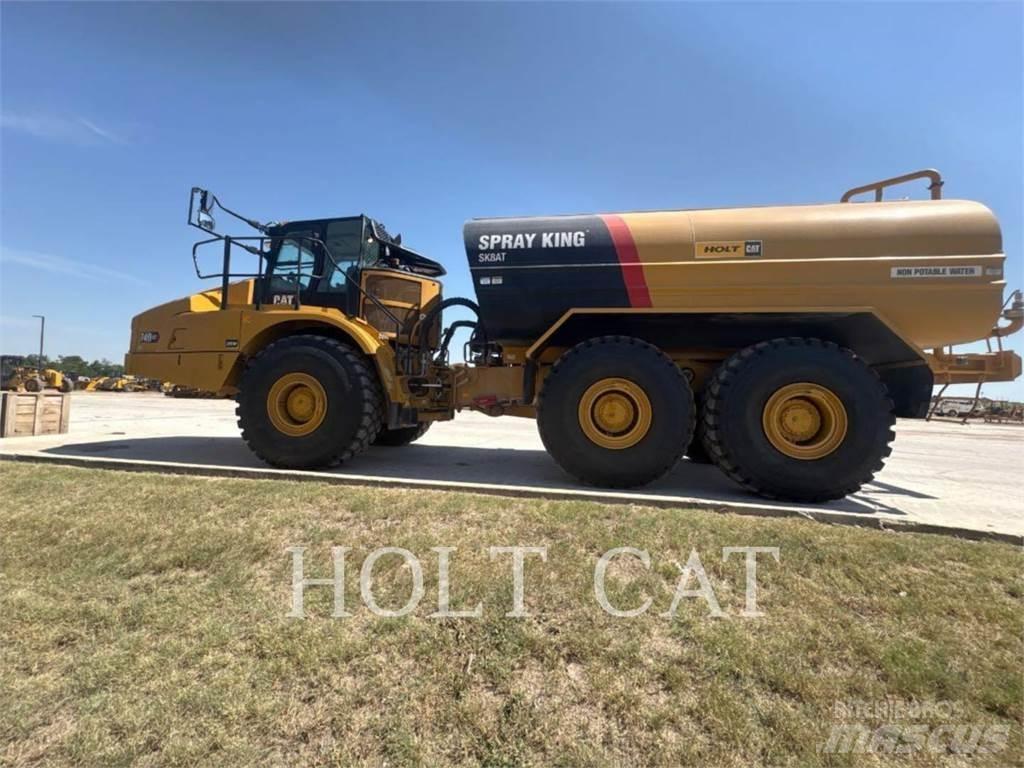 CAT W00 740GC Tanker trucks
