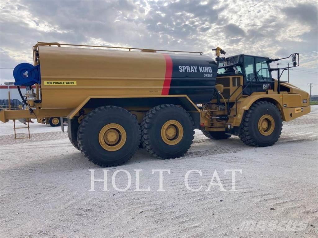 CAT W00 740GC Tanker trucks