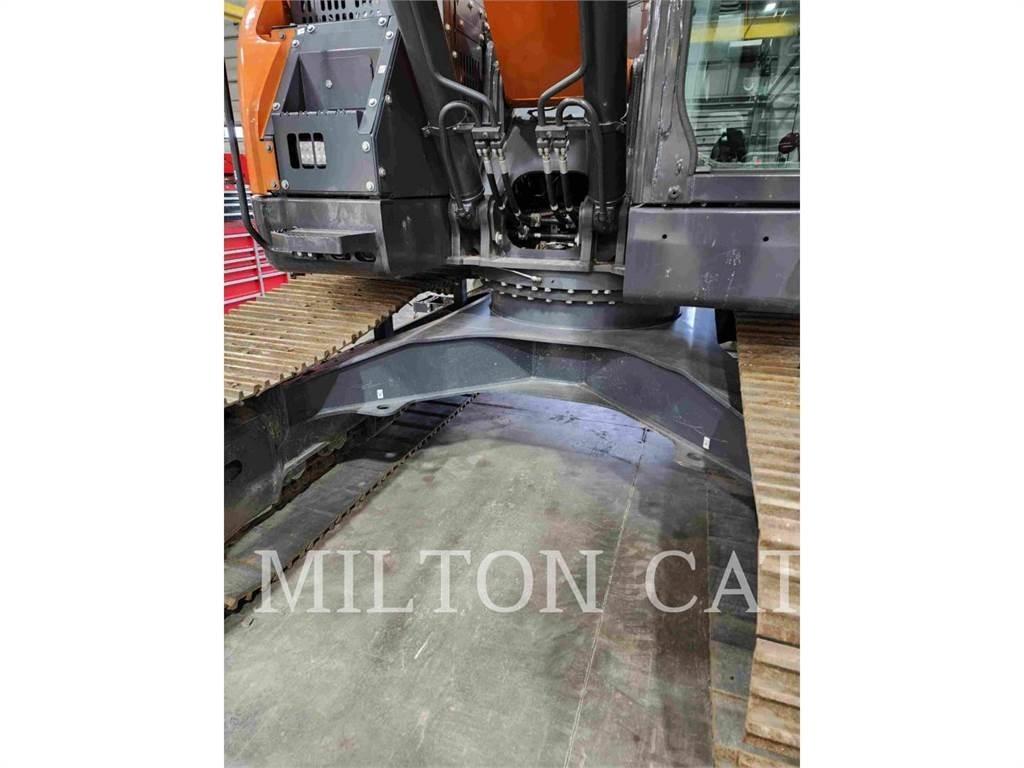 Doosan DX235LCR Crawler excavators