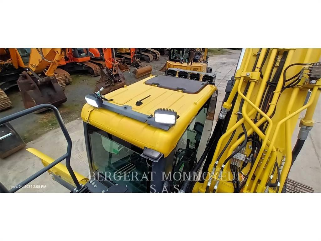 Doosan DX300 Crawler excavators