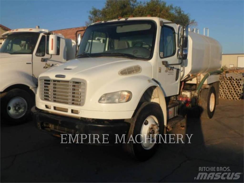 Freightliner 2K WT Tanker trucks