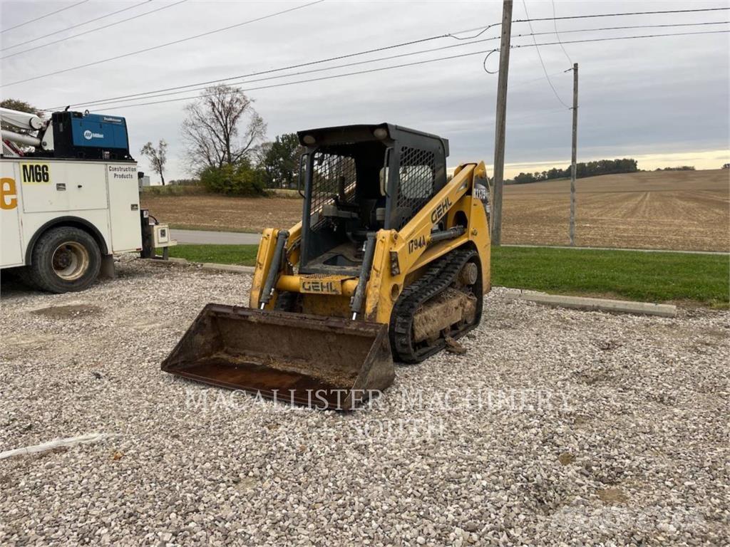 Gehl RT175 Crawler loaders