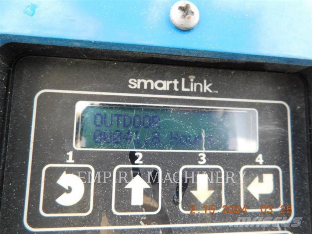 Genie GS1330 Articulated boom lifts