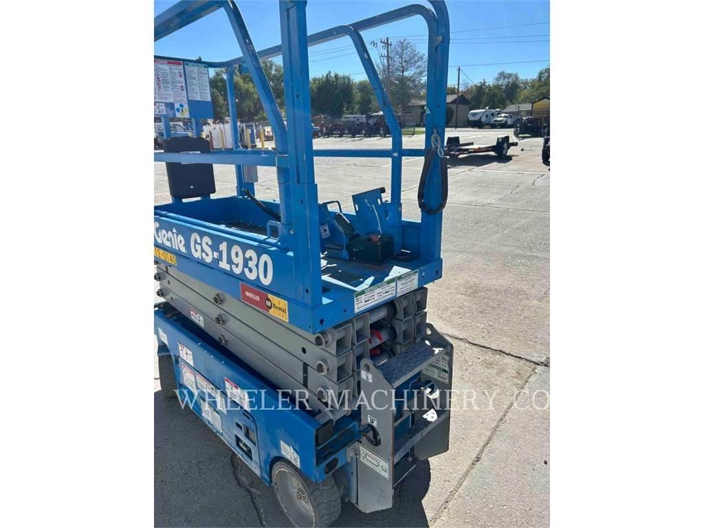 Genie GS1930 Scissor lifts