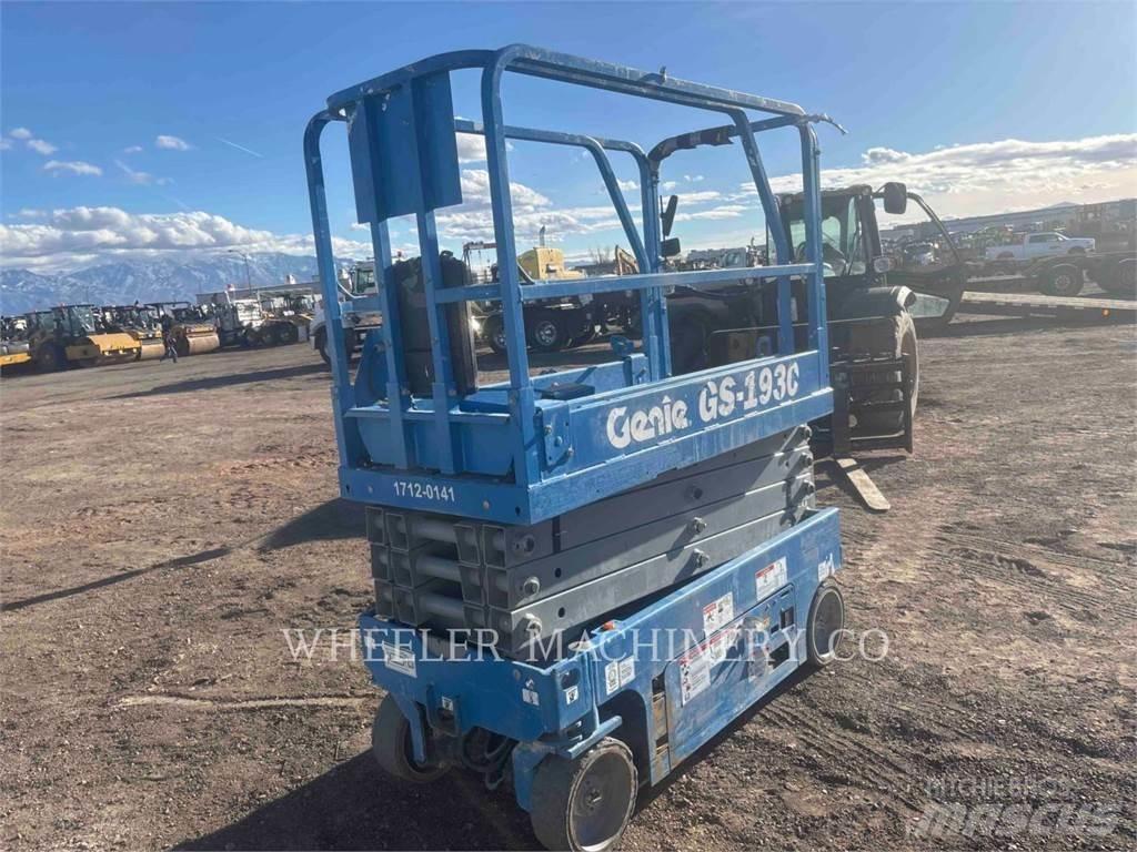 Genie GS1930 Scissor lifts