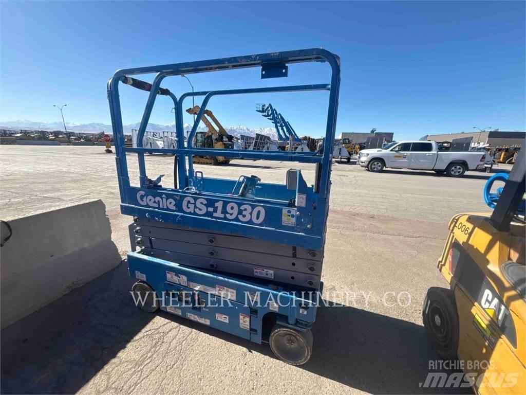 Genie GS1930 Scissor lifts