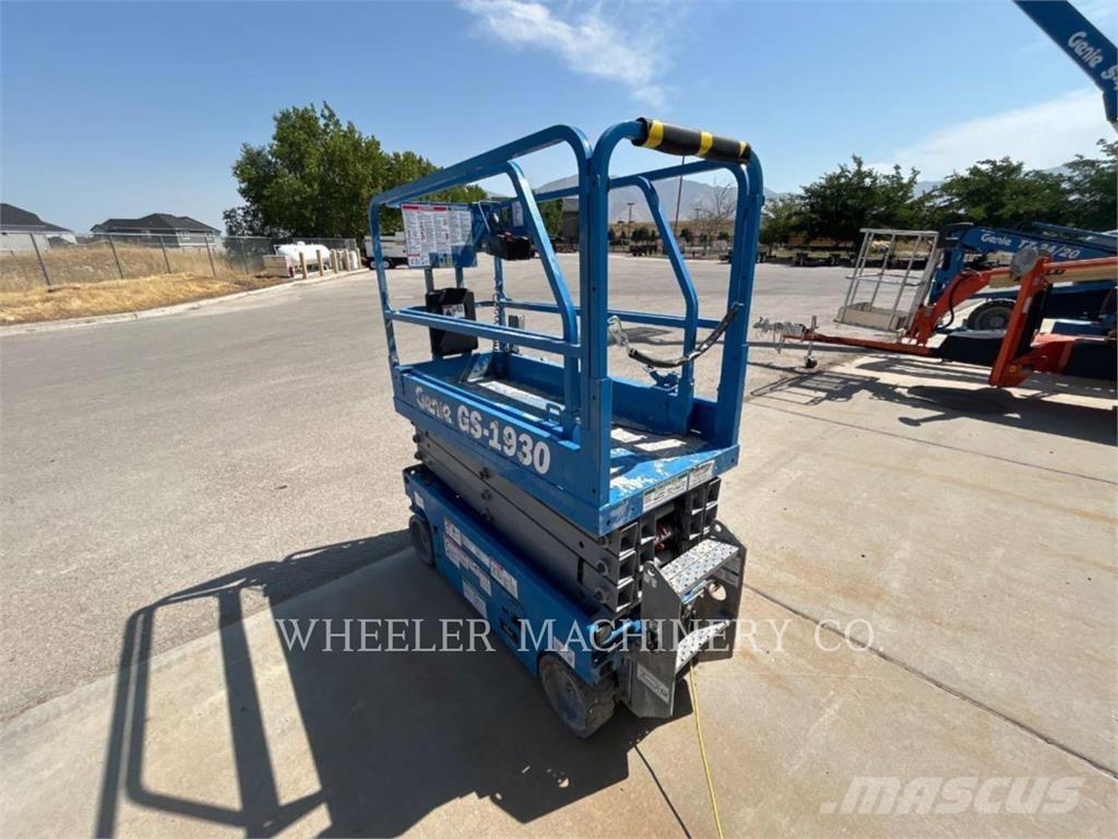 Genie GS1930 Scissor lifts