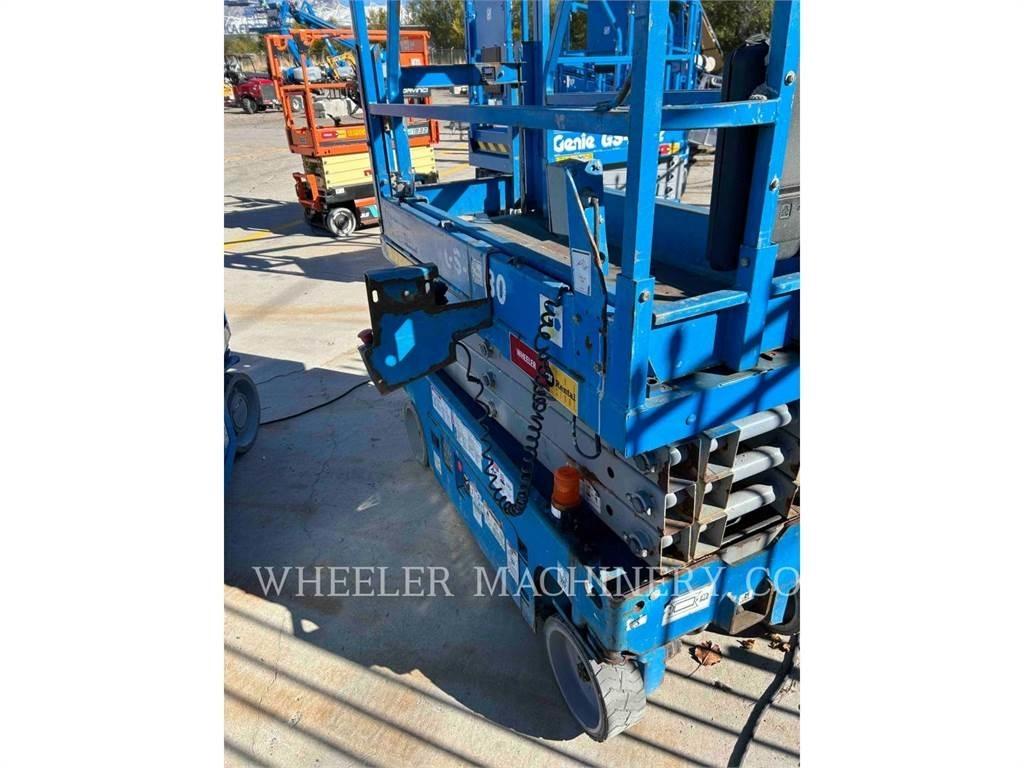 Genie GS1930 Scissor lifts