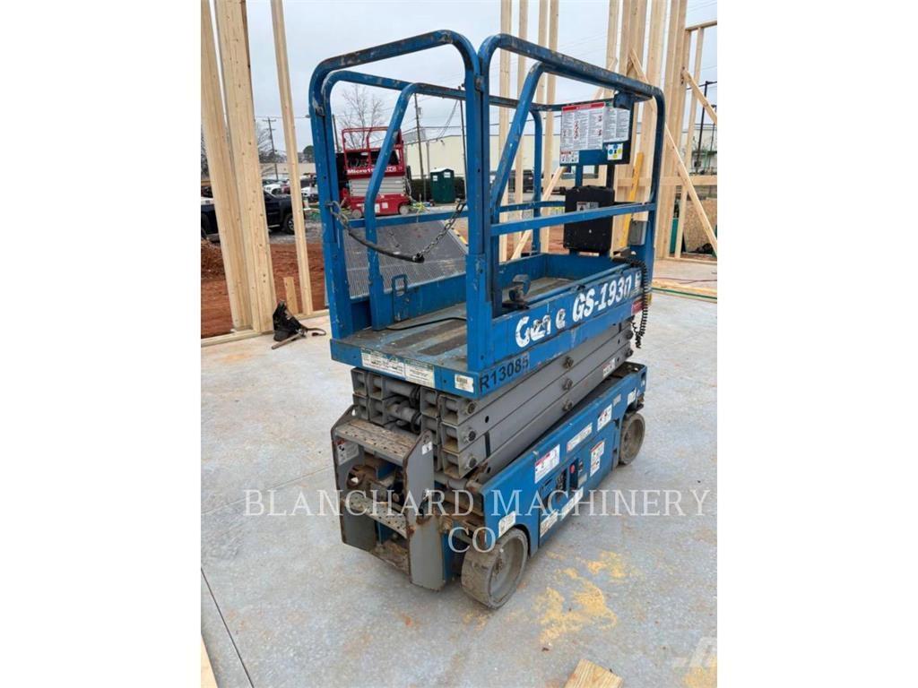 Genie GS1930 Scissor lifts