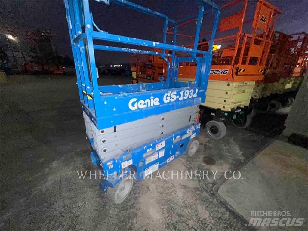 Genie GS1932 Scissor lifts