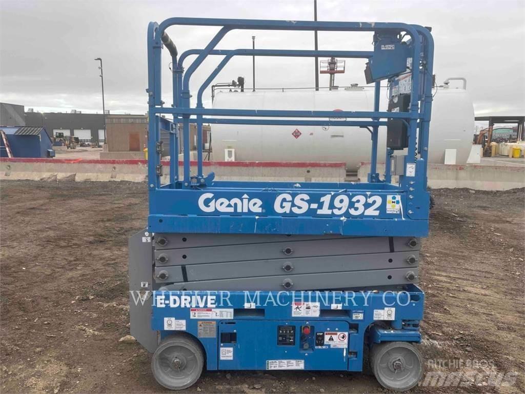 Genie GS1932 Scissor lifts