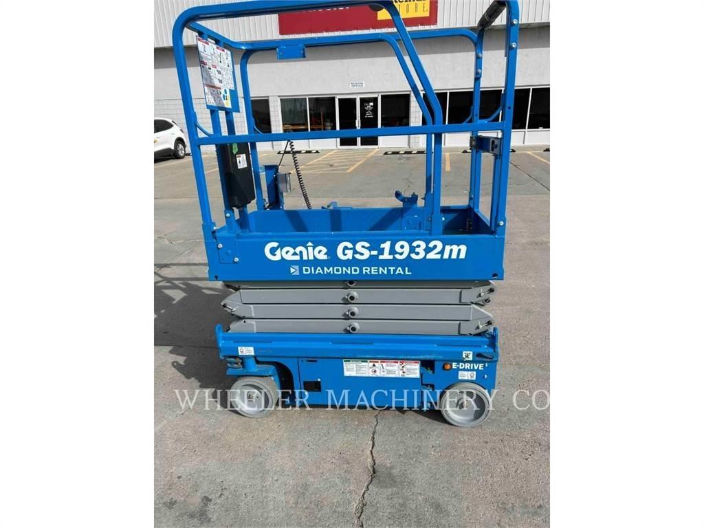 Genie GS1932M Scissor lifts