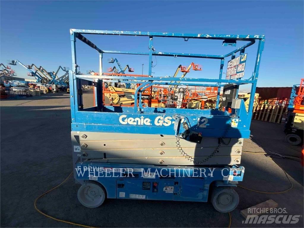 Genie GS2632 Scissor lifts
