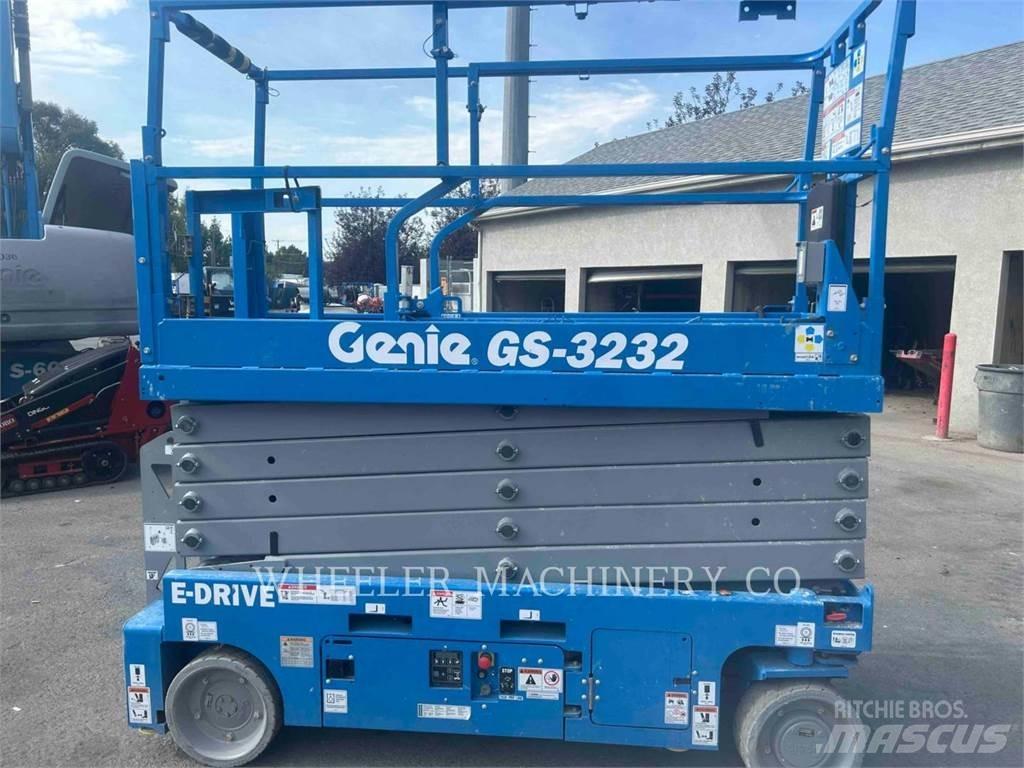 Genie GS3232 Scissor lifts