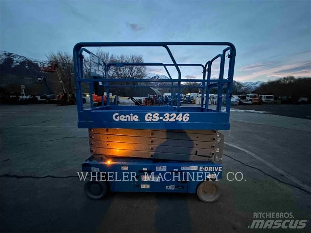 Genie GS3246 Scissor lifts