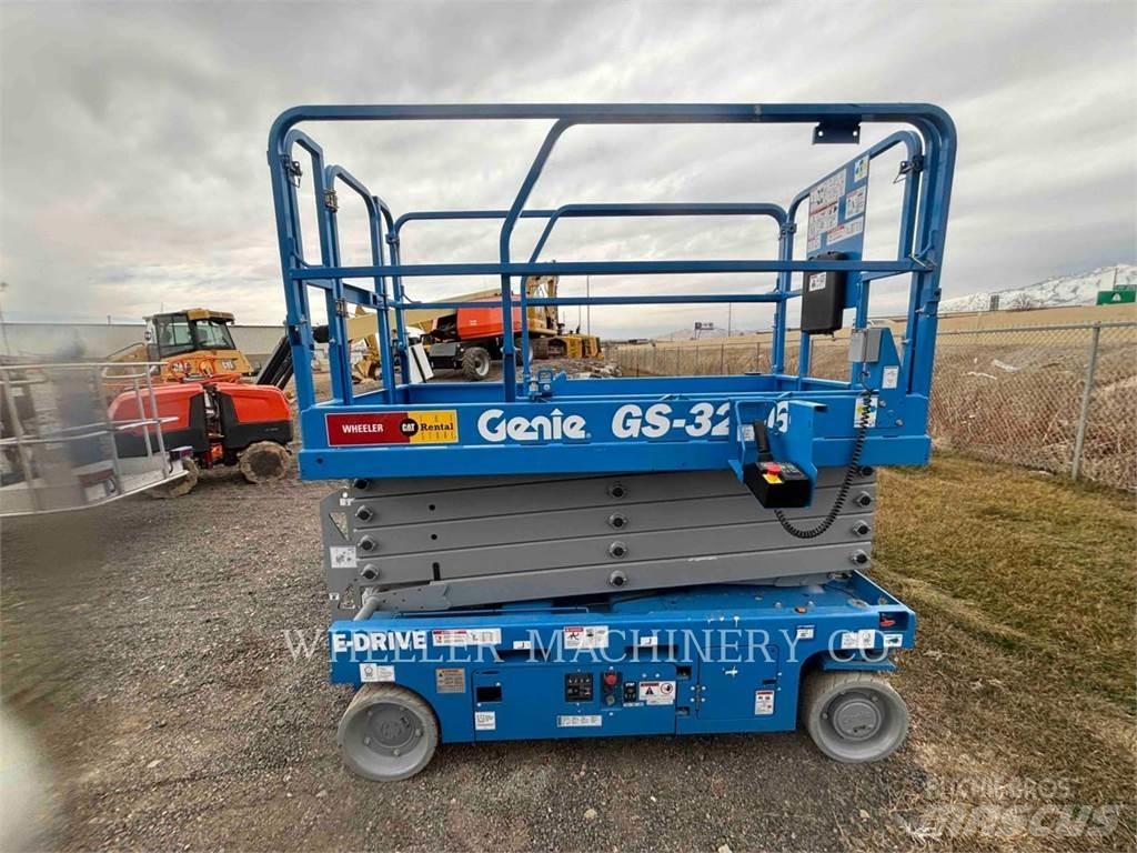 Genie GS3246 Scissor lifts