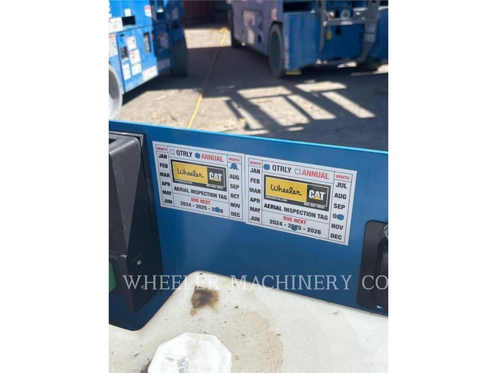 Genie GS3246 Scissor lifts