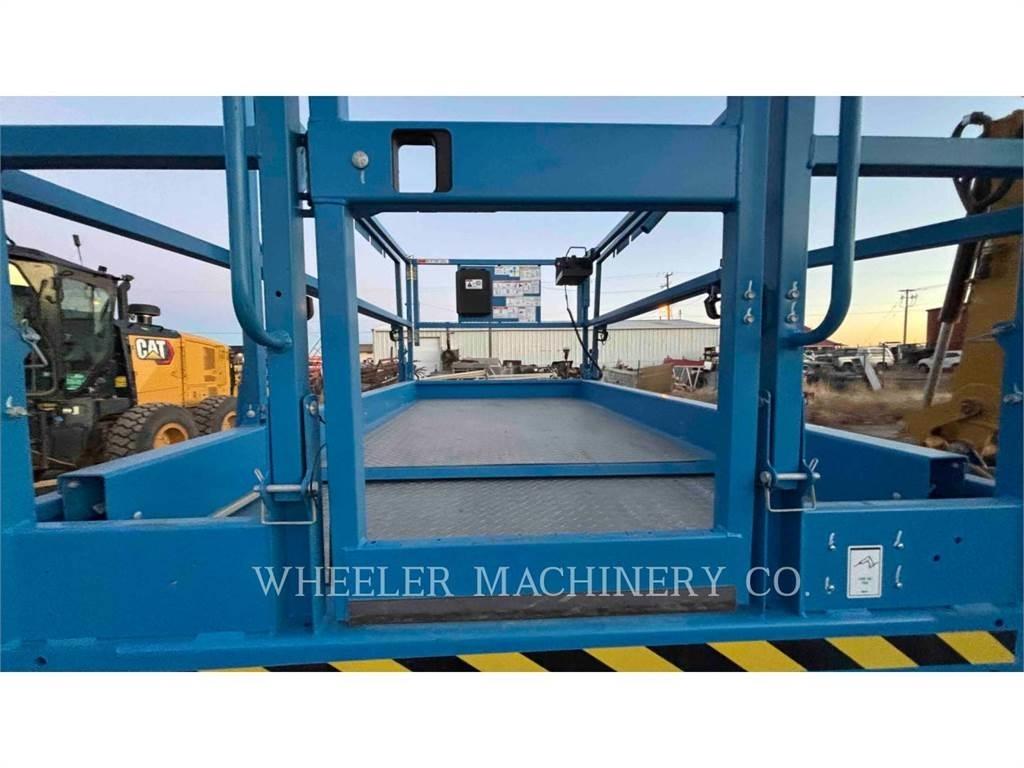 Genie GS3369 RT Scissor lifts