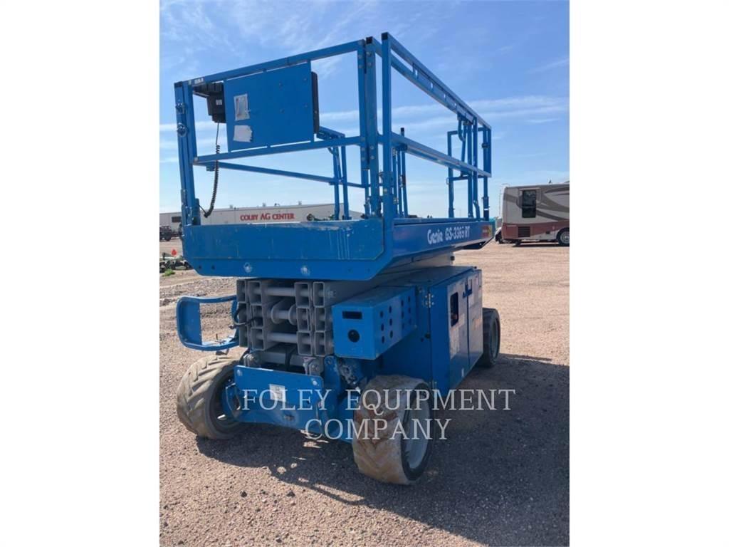 Genie GS3369RTD Scissor lifts