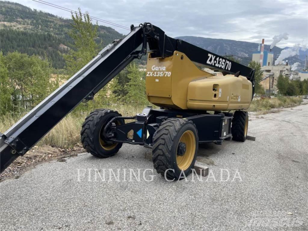 Genie JLGZX135 Articulated boom lifts
