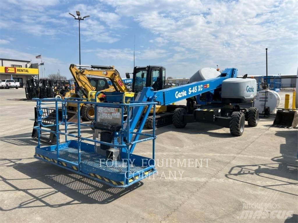 Genie S45XCG4 Articulated boom lifts