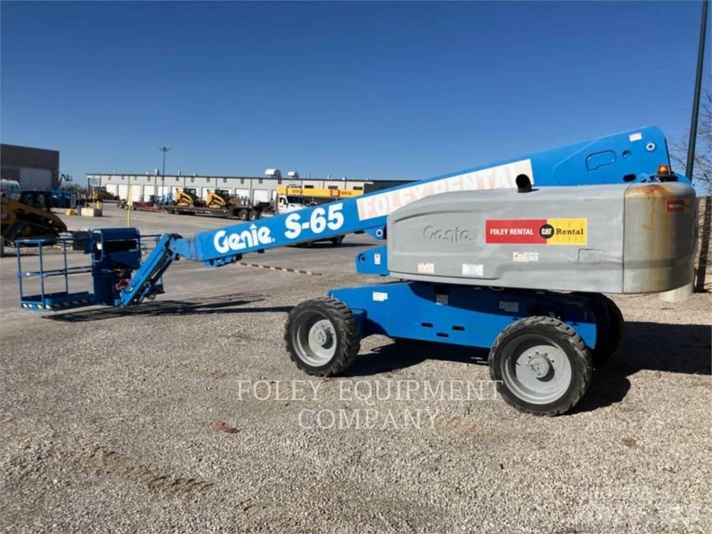 Genie S65G4W Articulated boom lifts