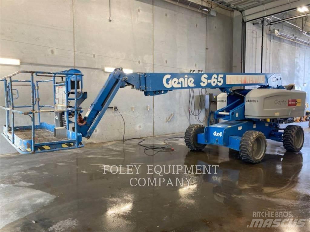Genie S65G4W Articulated boom lifts