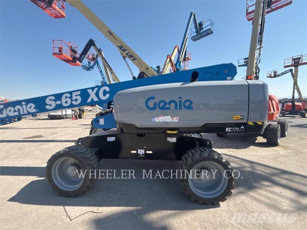 Genie S65XC Articulated boom lifts