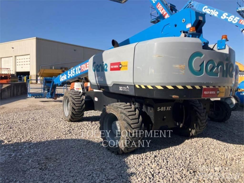 Genie S85XCD4W Articulated boom lifts