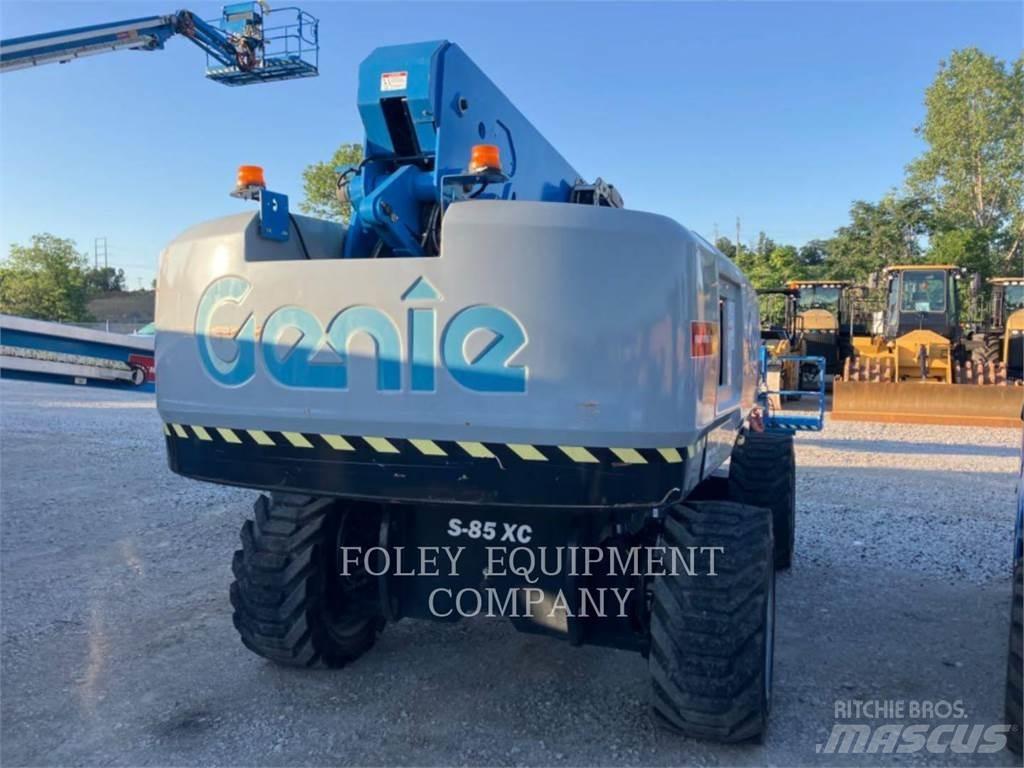 Genie S85XCD4W Articulated boom lifts
