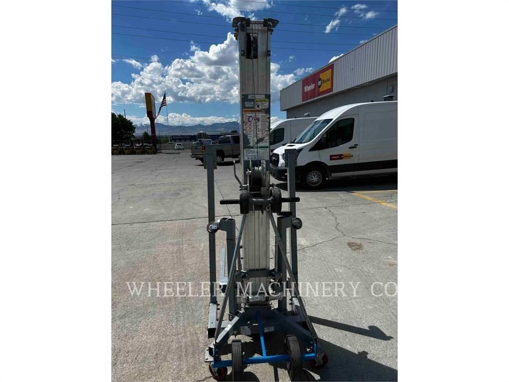 Genie SLC-24 Scissor lifts