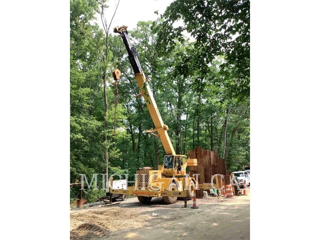 Grove RT528 All terrain cranes