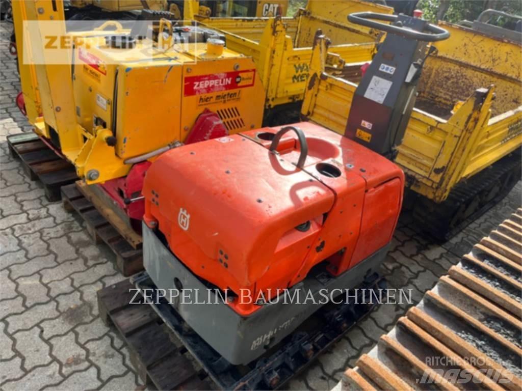 Husqvarna FS250 Cutters