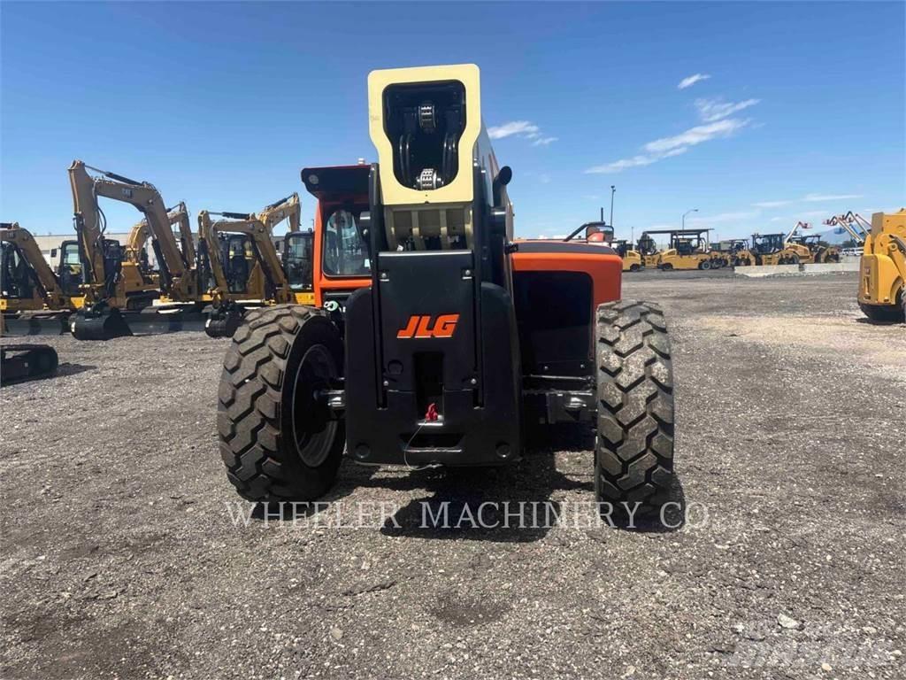 JLG 1055 Telescopic handlers