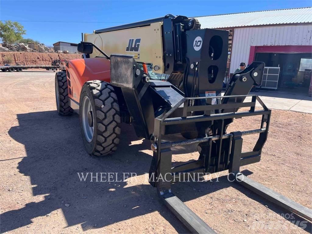 JLG 1055 Telescopic handlers