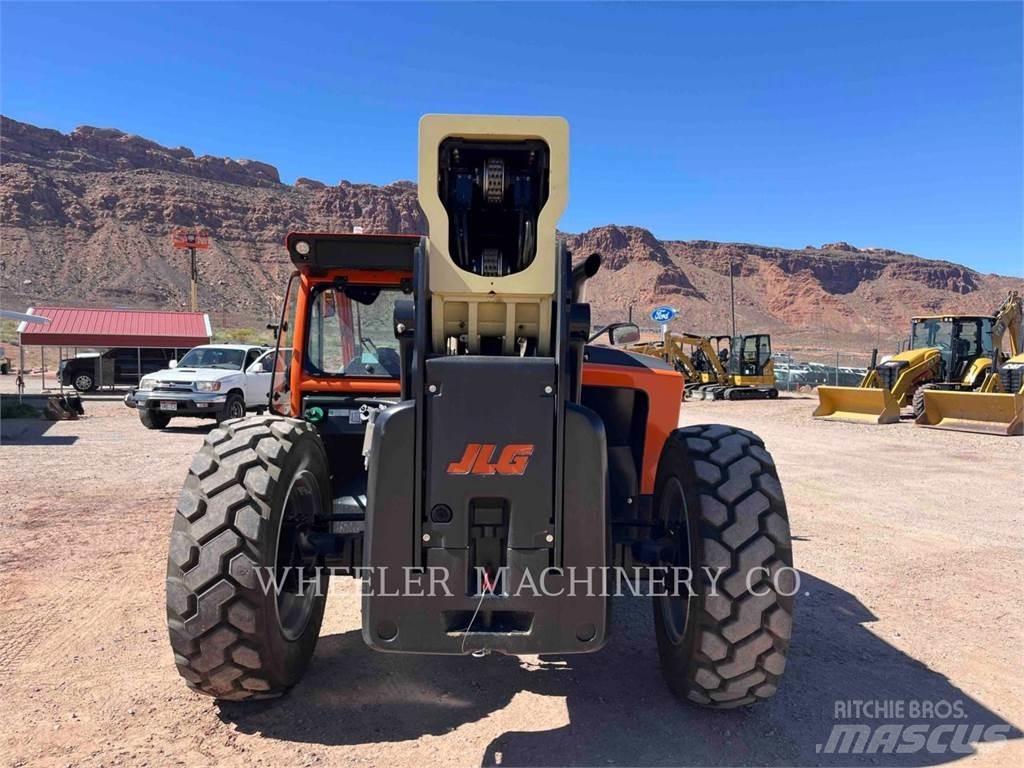 JLG 1055 Telescopic handlers