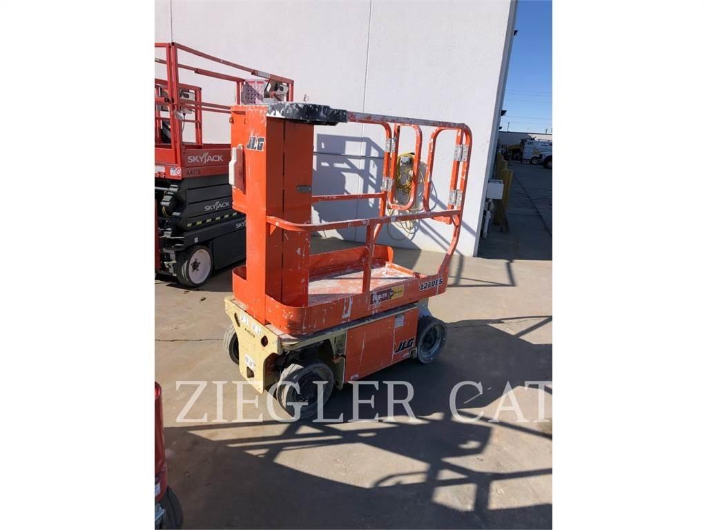 JLG 1230ES Scissor lifts
