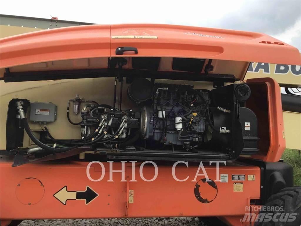 JLG 1250AJP Articulated boom lifts
