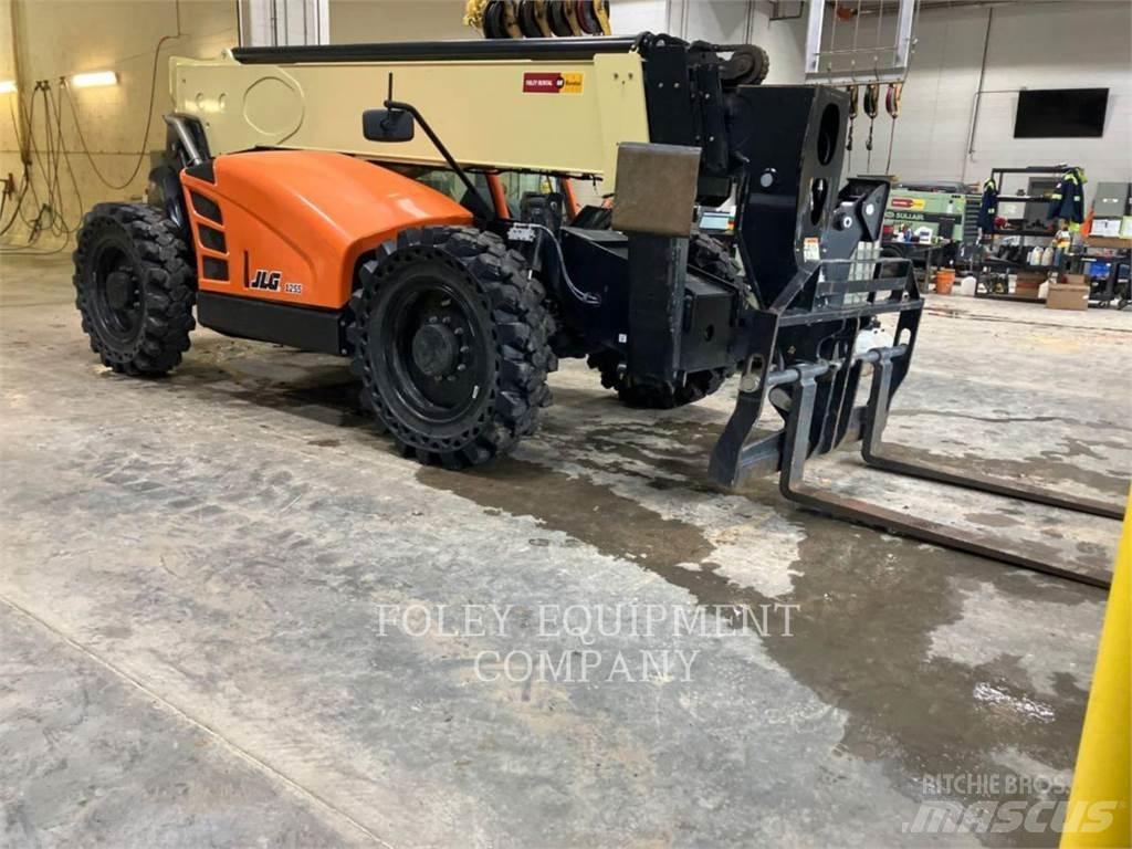 JLG 1255C Telescopic handlers