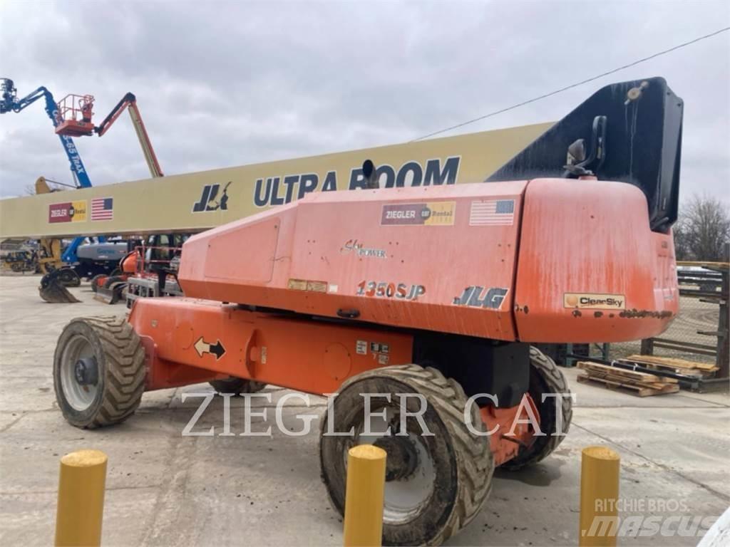 JLG 1350SJP Articulated boom lifts