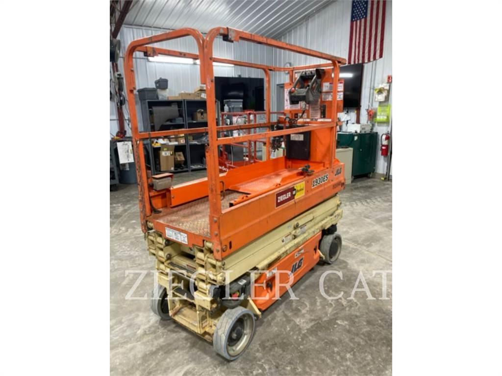 JLG 1930ES Scissor lifts