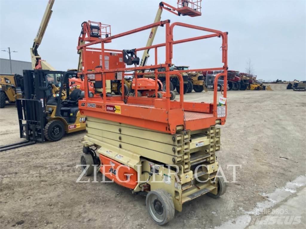 JLG 3246ES Scissor lifts