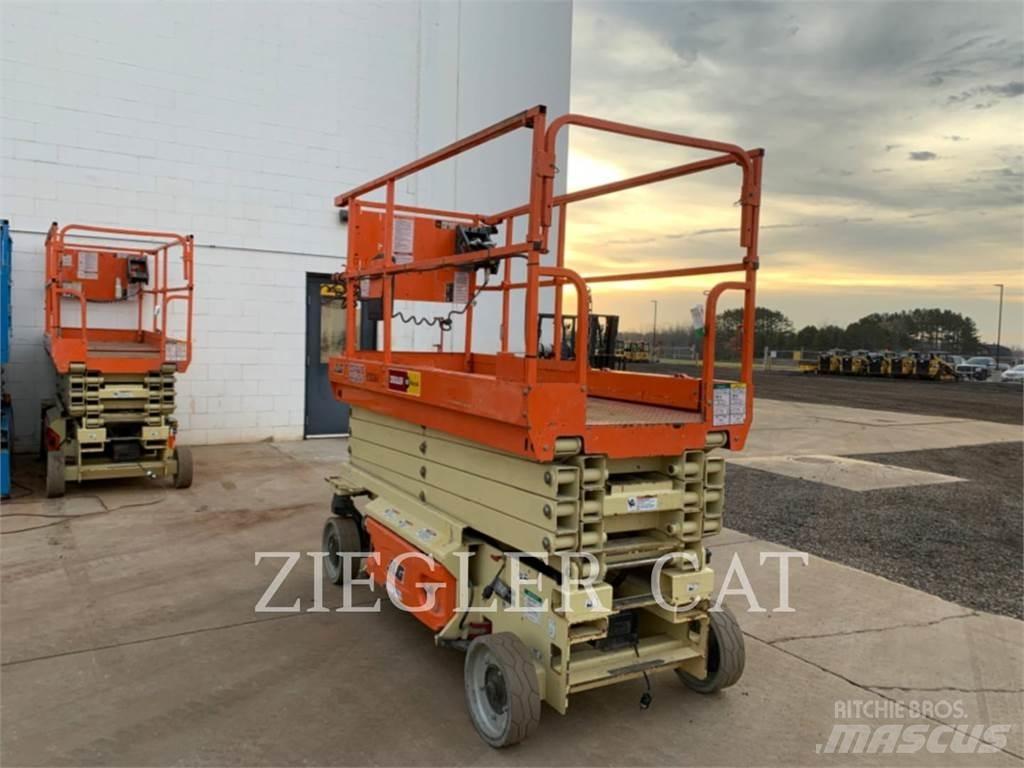 JLG 3246ES Scissor lifts