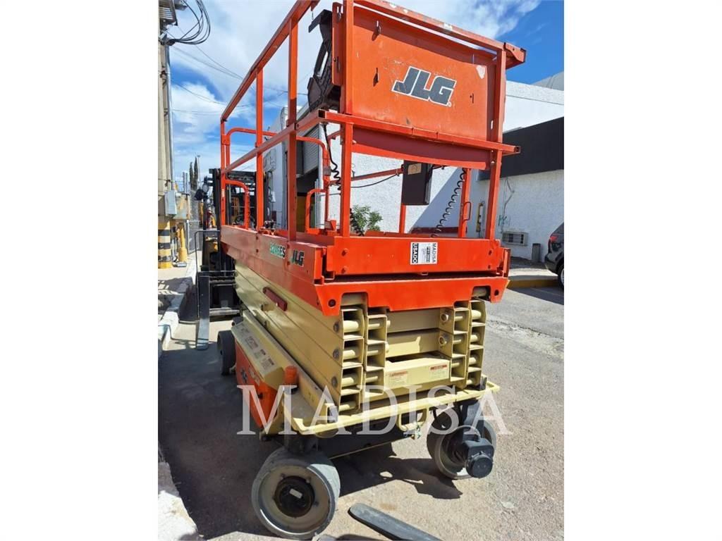 JLG 3246ES Scissor lifts