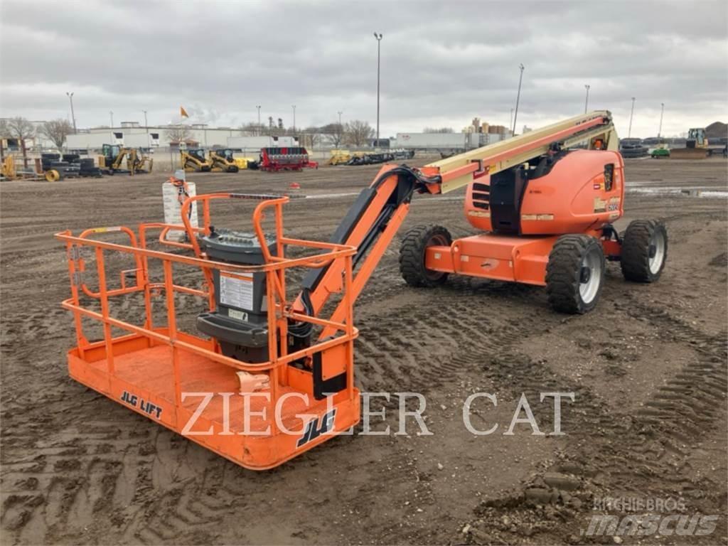 JLG 600AJ Articulated boom lifts