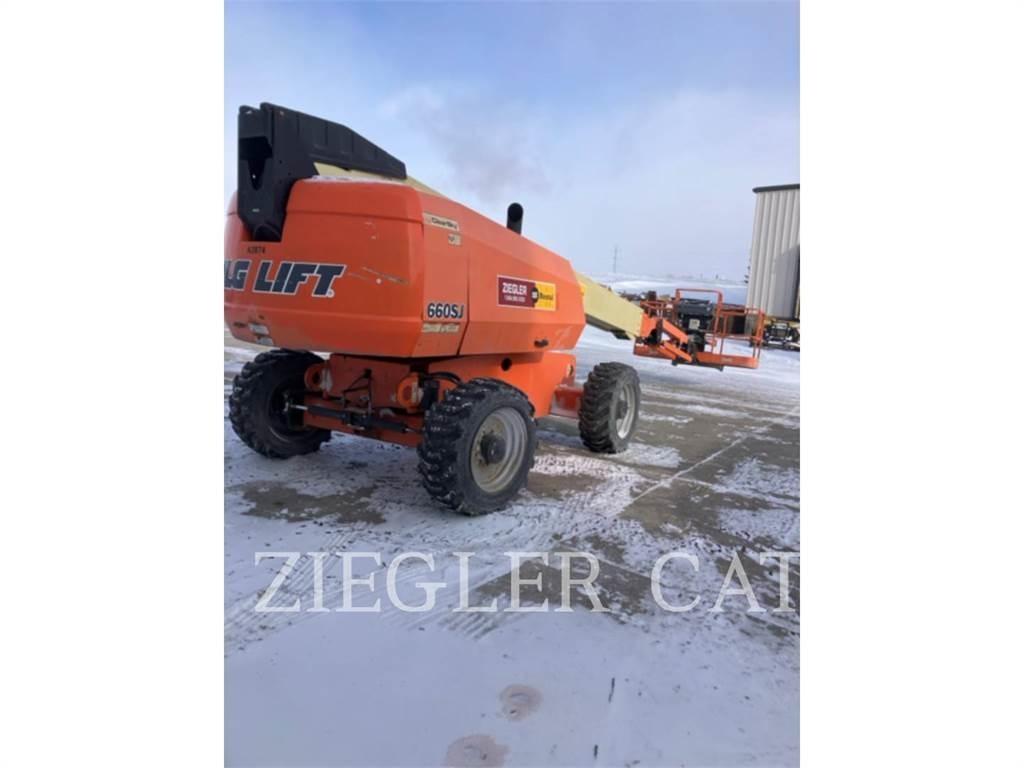 JLG 660SJ Articulated boom lifts