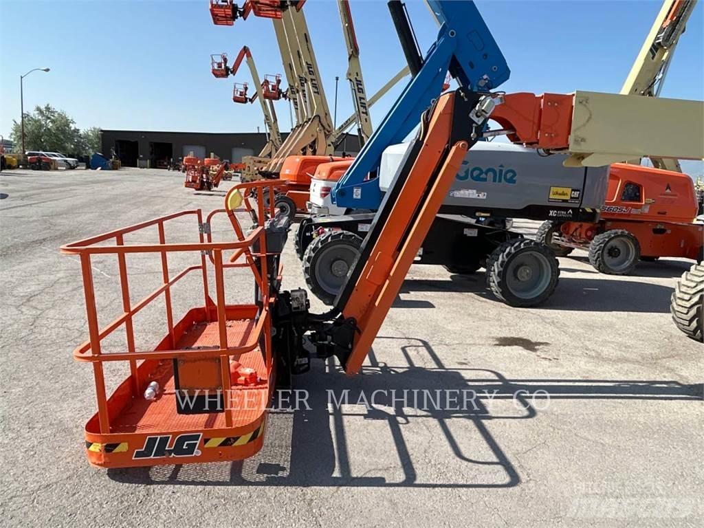 JLG 660SJ SP Articulated boom lifts
