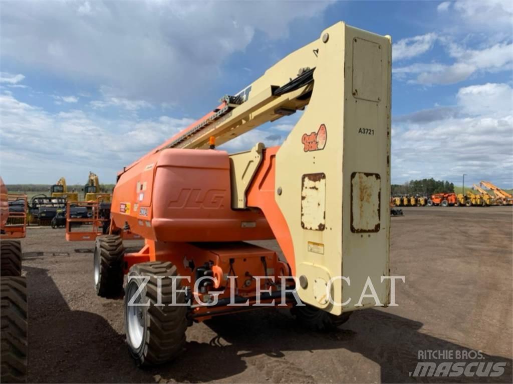 JLG 800AJ Articulated boom lifts
