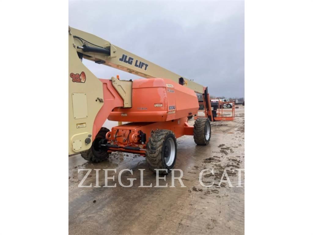 JLG 800AJ Articulated boom lifts