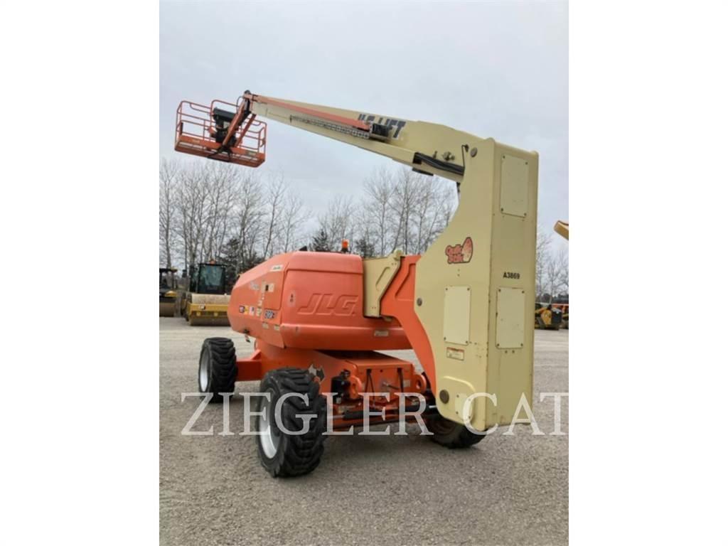 JLG 800AJ Articulated boom lifts